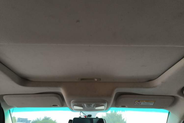 Used SWM X7 2020 2.0L Manual Comfort Version 7 Seats Headliner
