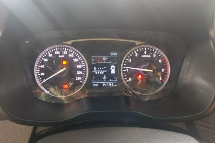 Used SWM X7 2020 2.0L Manual Champion Edition 7 Seats Instrument Cluster