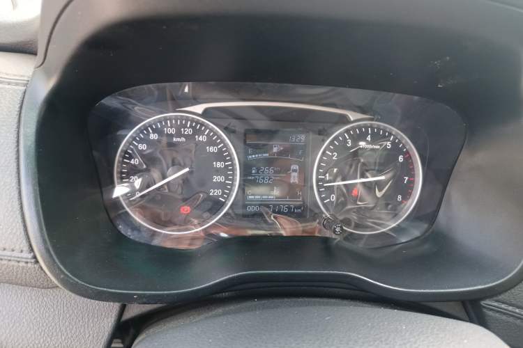 Used SWM X7 2020 2.0L Manual Elite Version 5 Seats Instrument Cluster