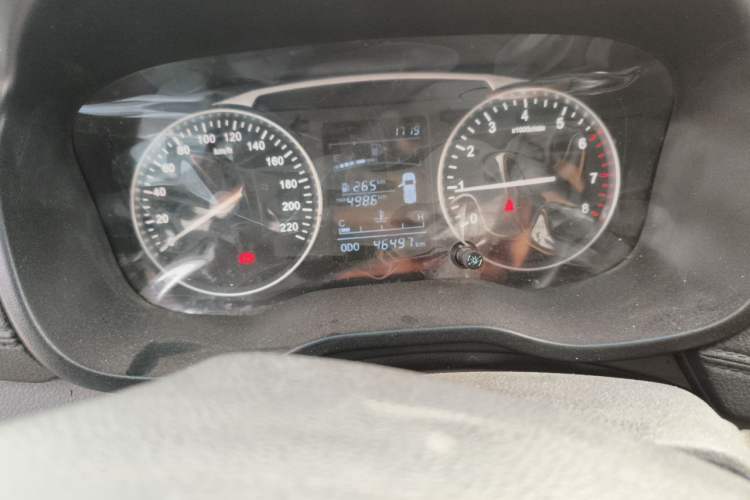 Used SWM X7 2020 2.0L Manual Comfort Version 7 Seats Instrument Cluster