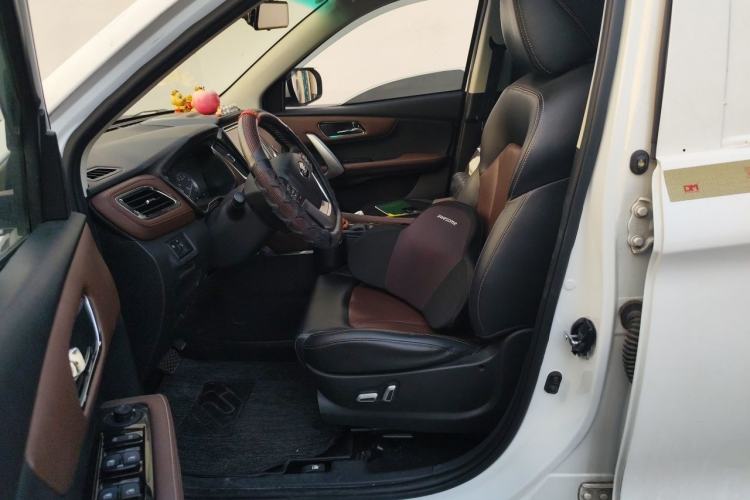 Used SWM X7  Left Front Seat