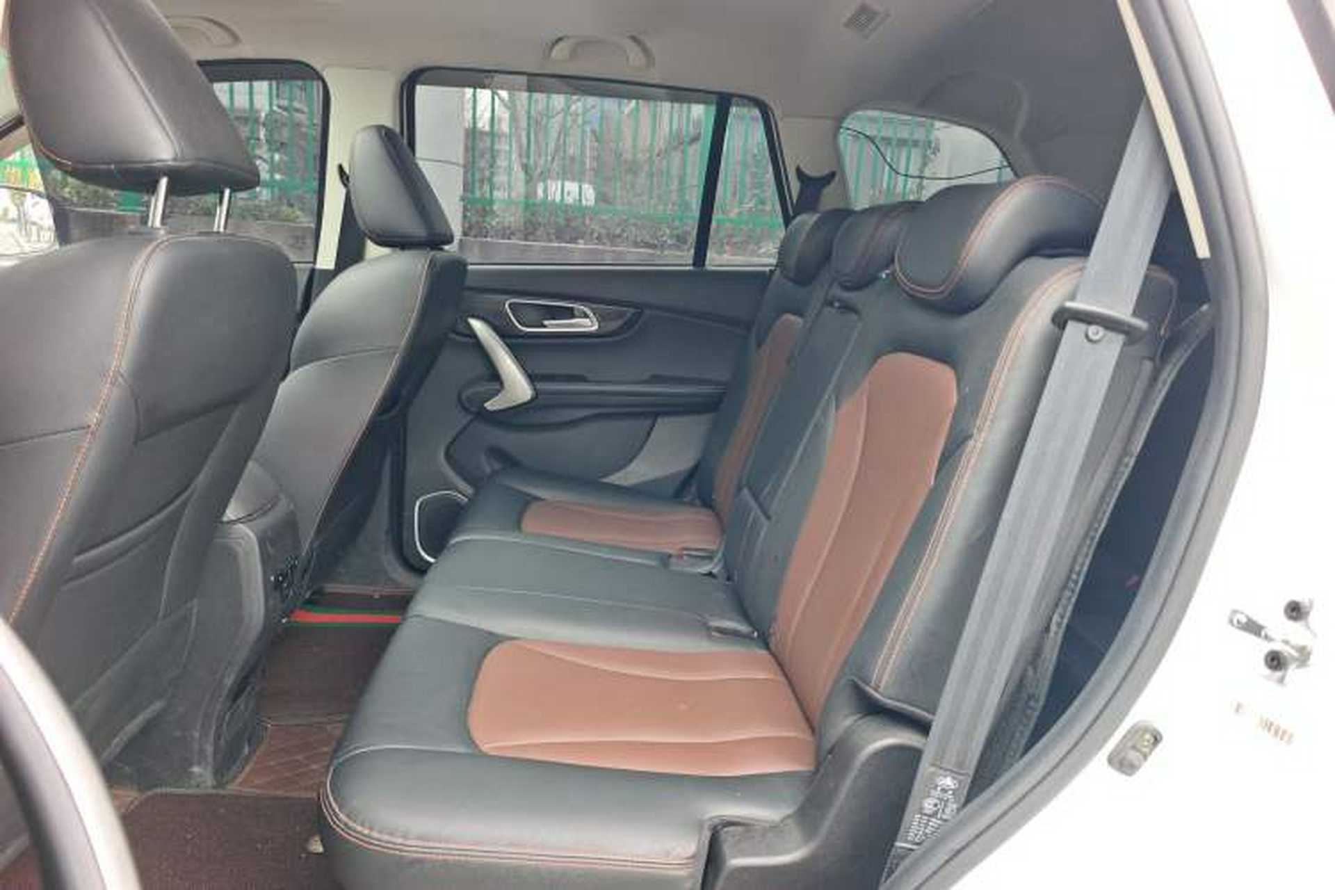 Used SWM X7 2020 2.0L Manual Comfort Version 7 Seats Left Rear Seat