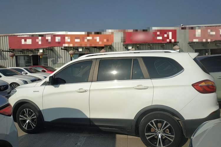 Used SWM X7 2020 2.0L Manual Comfort Version 7 Seats Left Side