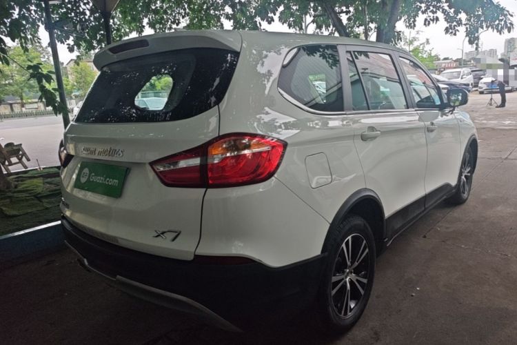 Used SWM X7 2020 2.0L Manual Champion Edition 7 Seats Rear Right 45 Deg
