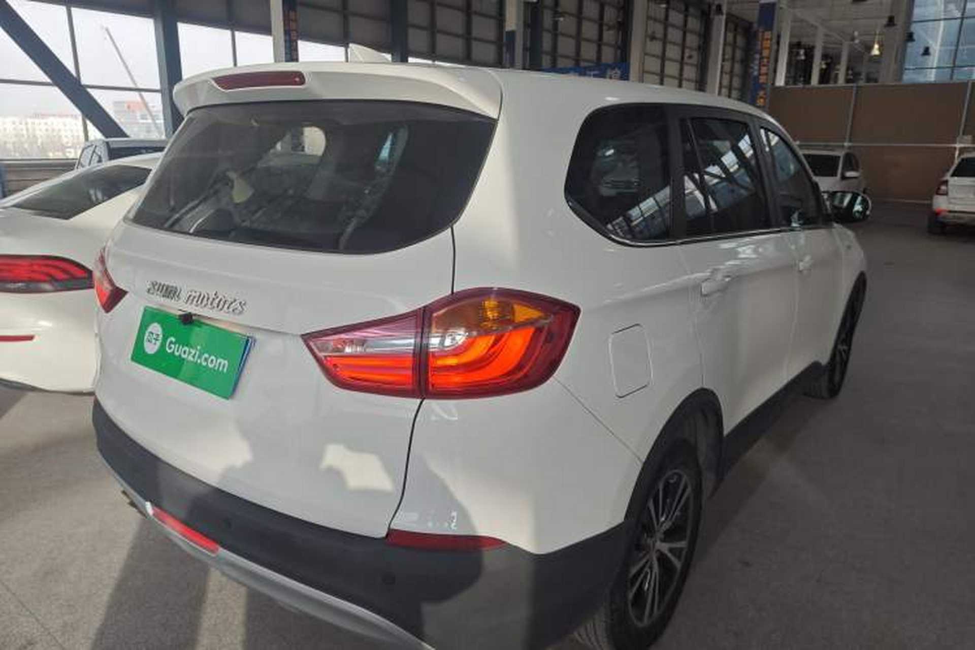 Used SWM X7 2020 2.0L Manual Champion Edition 7 Seats Rear Right 45 Deg