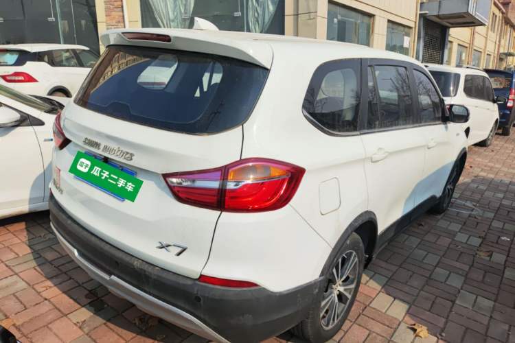 Used SWM X7 2020 2.0L Manual Champion Edition 7 Seats Rear Right 45 Deg