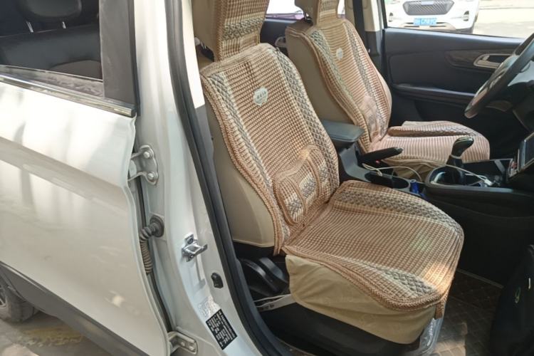 Used SWM X7 2020 2.0L Manual Comfort Version 7 Seats Right Front Seat