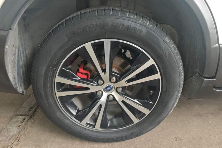 Used SWM X7 2020 2.0L Manual Champion Edition 7 Seats Right Rear Wheel Hub