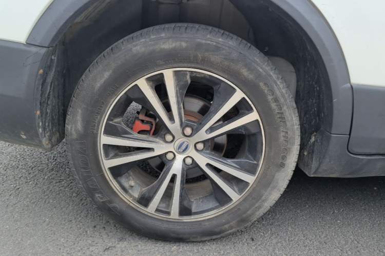 Used SWM X7 2020 2.0L Manual Comfort Version 7 Seats Right Rear Wheel Hub