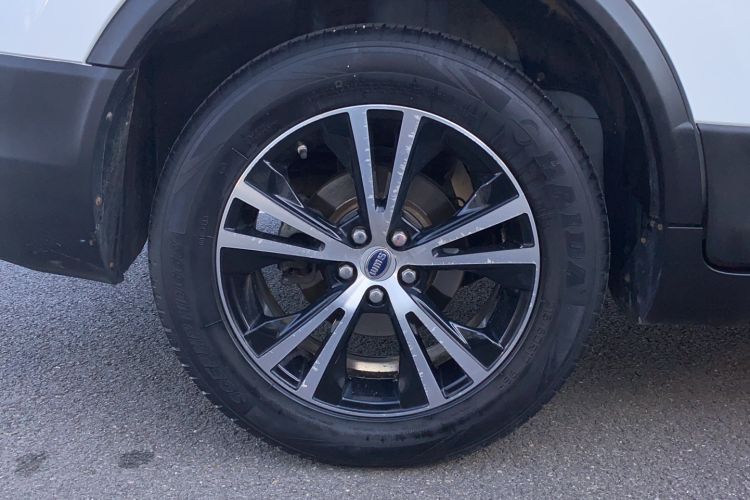 Used SWM X7 2020 2.0L Manual Elite Version 7 Seats Right Rear Wheel Hub