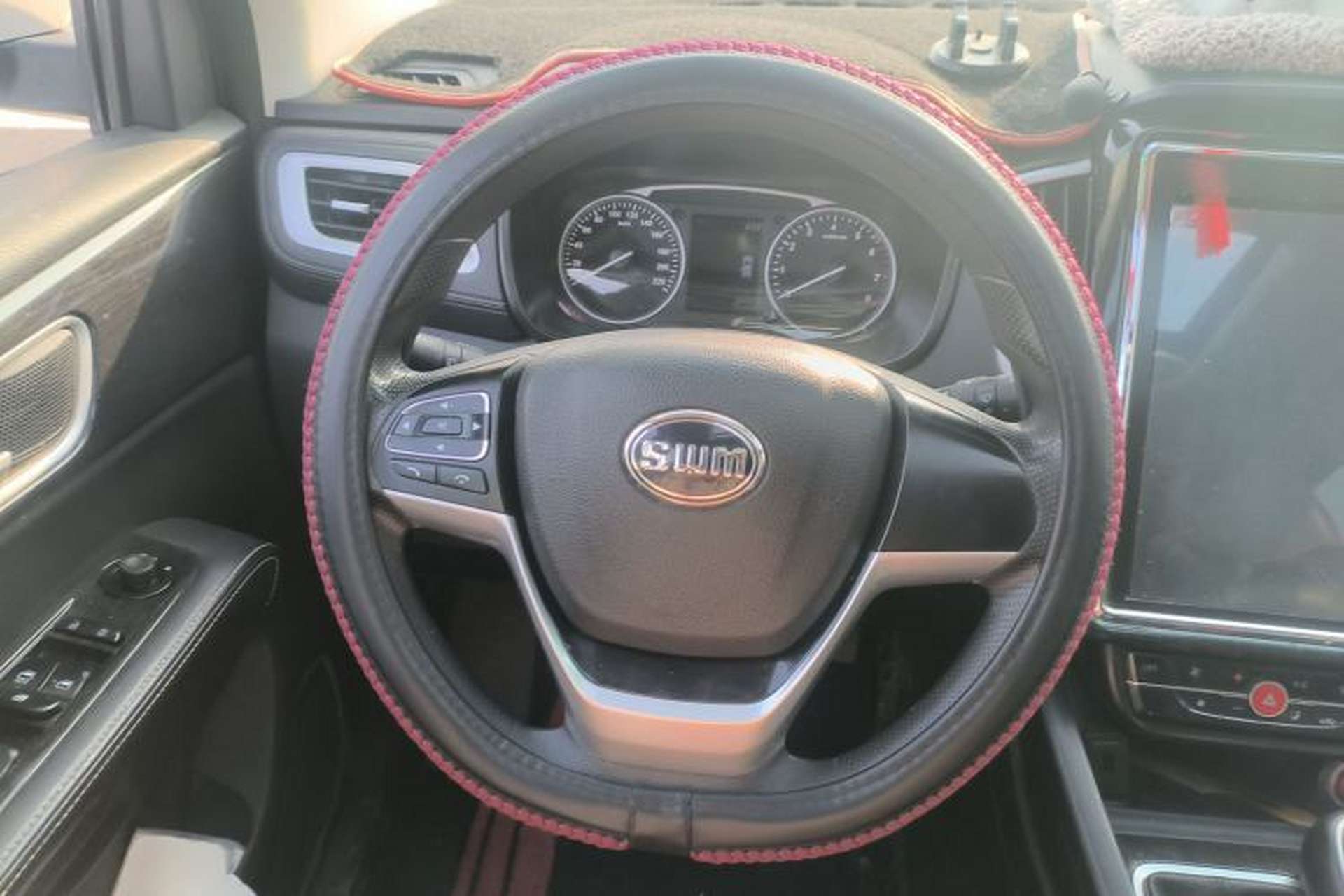 Used SWM X7 2020 2.0L Manual Comfort Version 7 Seats Steering Wheel