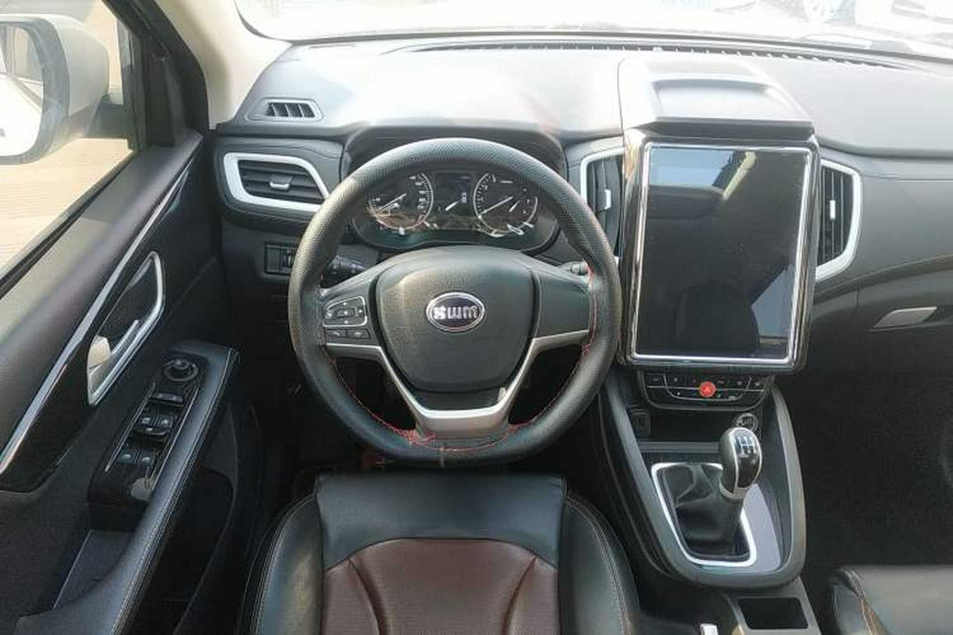 Used SWM X7 2020 2.0L Manual Comfort Version 7 Seats Steering Wheel