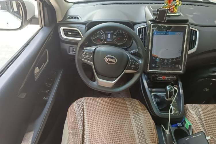 Used SWM X7 2020 2.0L Manual Comfort Version 7 Seats Steering Wheel