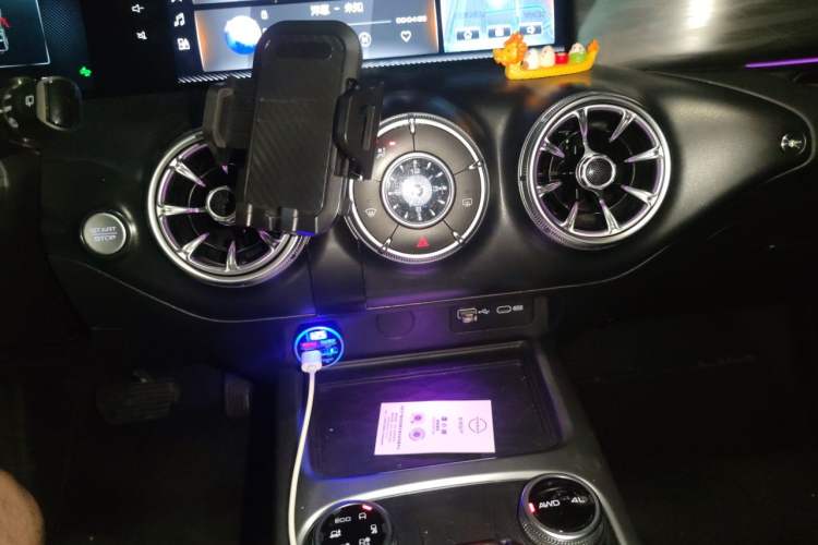 Used Tank 300 2021 City Edition 2.0T My Vision Model Audio And AC Panel