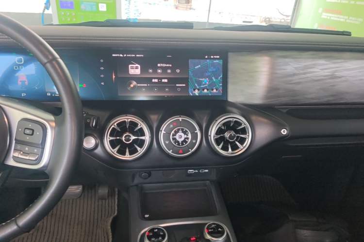 Used Tank 300 2021 Off-Road Edition 2.0T Conqueror Audio And AC Panel
