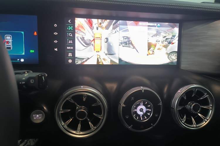 Used Tank 300 2021 Off-Road Edition 2.0T Conqueror Audio And AC Panel