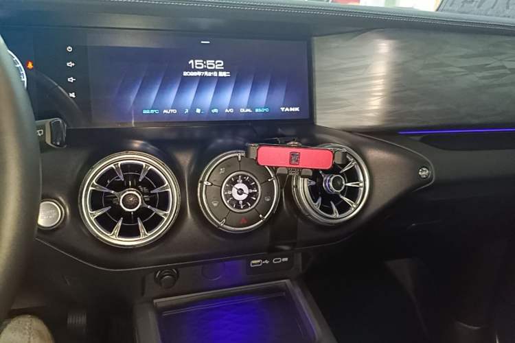Used Tank 300 2021 Off-Road Edition 2.0T Conqueror Audio And AC Panel