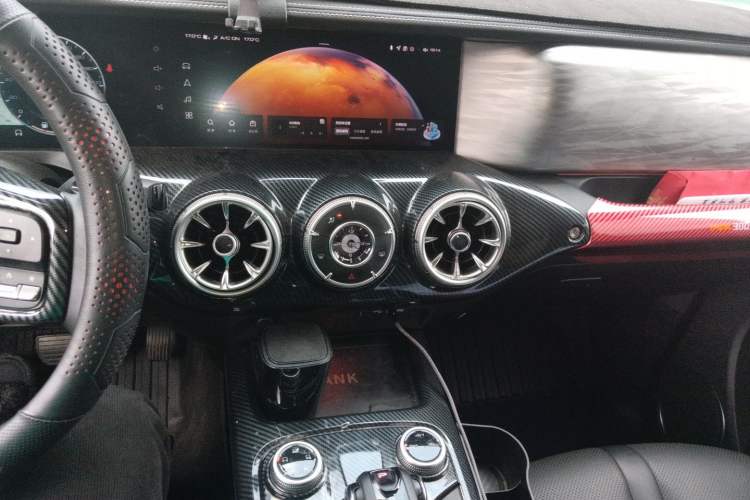 Used Tank 300 2021 Off-Road Edition 2.0T Conqueror Audio And AC Panel
