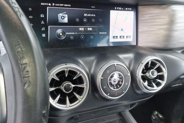 Used Tank 300 2021 City Edition 2.0T—Truly Stylish Audio And AC Panel