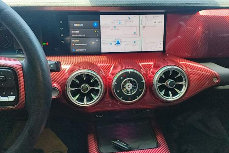 Used Tank 300 2021 Off-Road Edition 2.0T Conqueror Audio And AC Panel