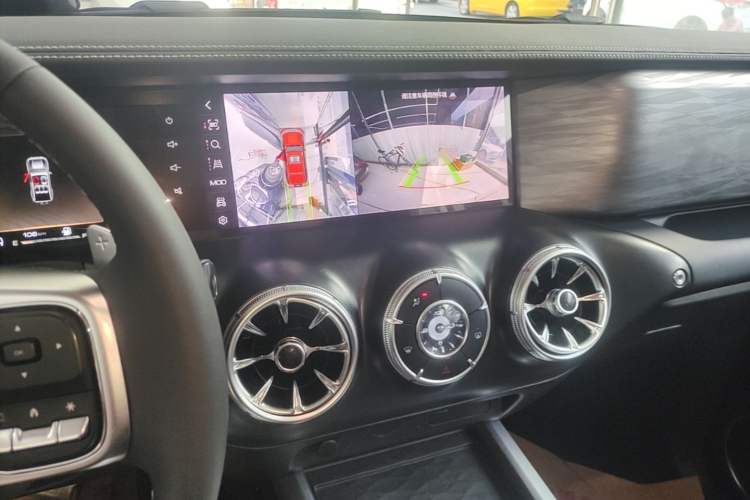 Used Tank 300 2021 Off-Road Edition 2.0T Conqueror Audio And AC Panel