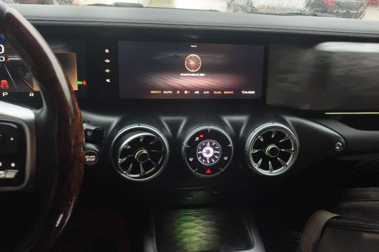 Used Tank 300 2021 Off-Road Edition 2.0T Conqueror Audio And AC Panel