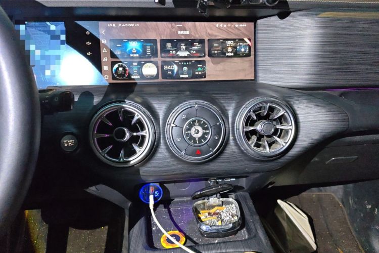 Used Tank 300 2021 Off-Road Edition 2.0T Challenger Audio And AC Panel