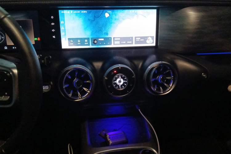 Used Tank 300 2021 Off-Road Edition 2.0T Challenger Audio And AC Panel