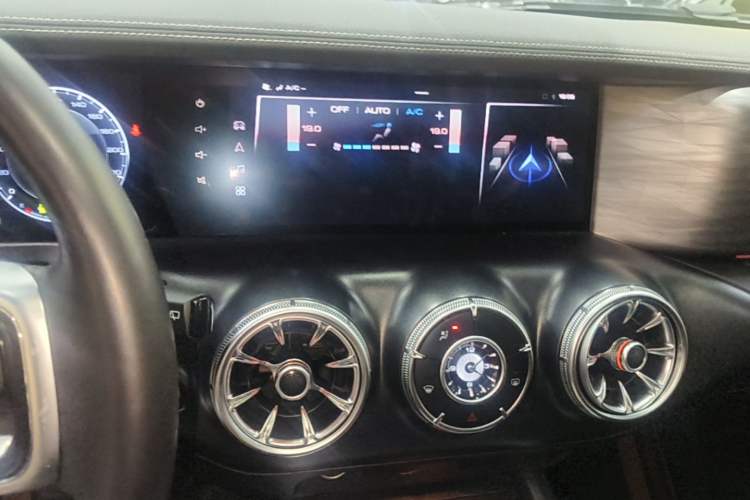 Used Tank 300 2021 Off-Road Edition 2.0T Conqueror Audio And AC Panel