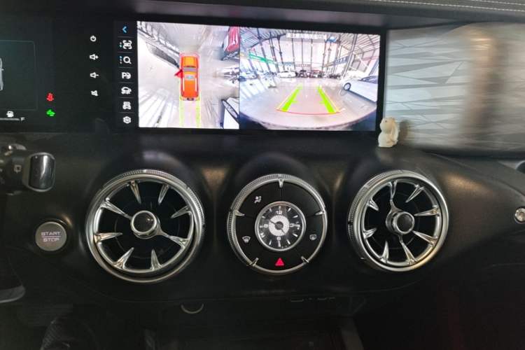Used Tank 300 2021 City Edition 2.0T—Truly Stylish Audio And AC Panel