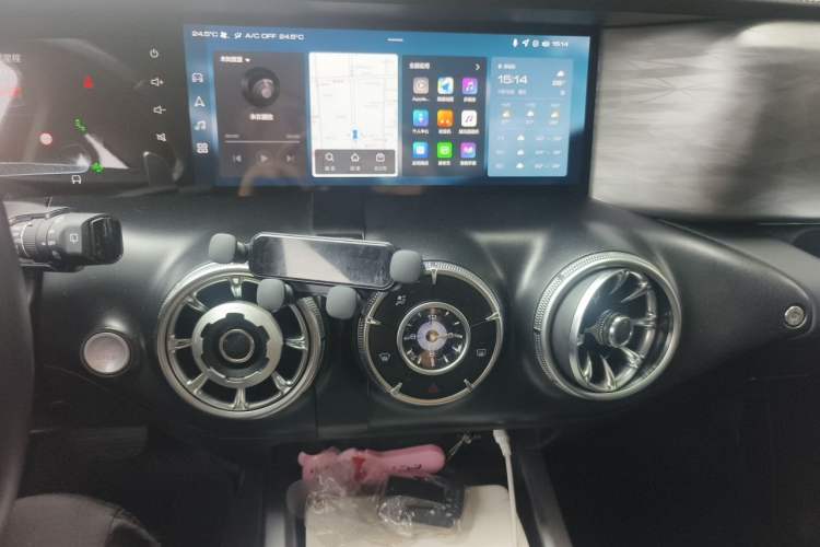 Used Tank 300 2021 City Edition 2.0T—Truly Stylish Audio And AC Panel
