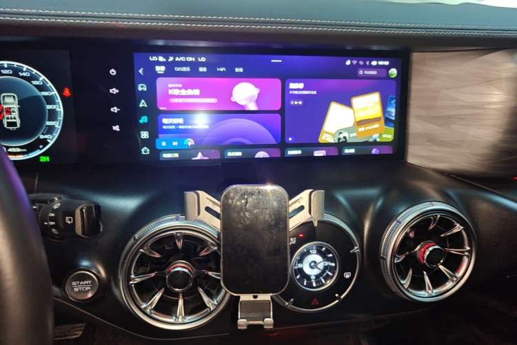 Used Tank 300 2021 Off-Road Edition 2.0T Challenger Audio And AC Panel