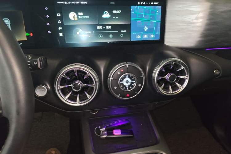 Used Tank 300 2021 Off-Road Edition 2.0T Conqueror Audio And AC Panel