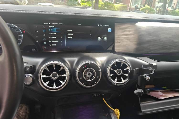 Used Tank 300 2021 Off-Road Edition 2.0T Conqueror Audio And AC Panel
