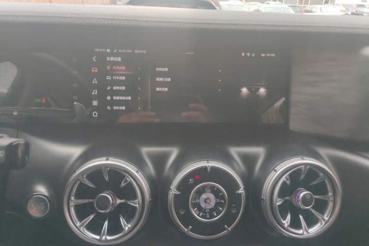 Used Tank 300 2021 Off-Road Edition 2.0T Conqueror Audio And AC Panel