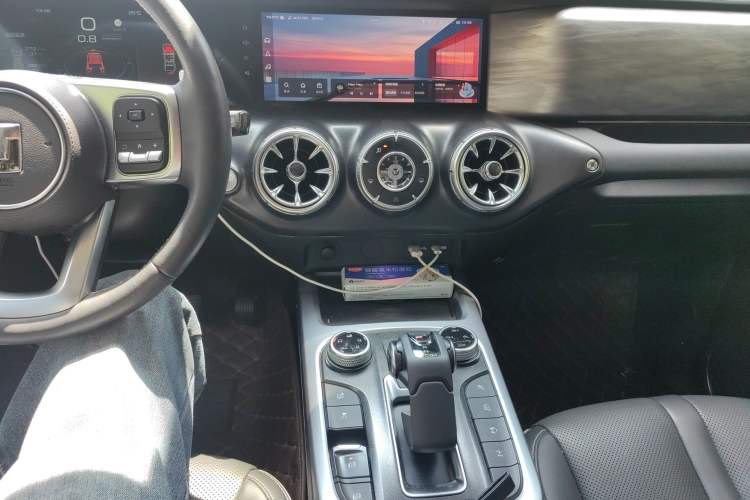 Used Tank 300 2021 Off-Road Edition 2.0T Conqueror Audio And AC Panel