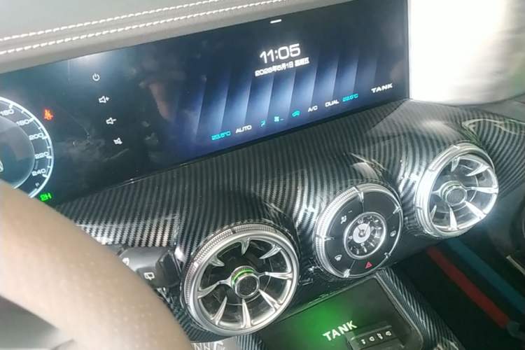 Used Tank 300 2021 Off-Road Edition 2.0T Conqueror Audio And AC Panel
