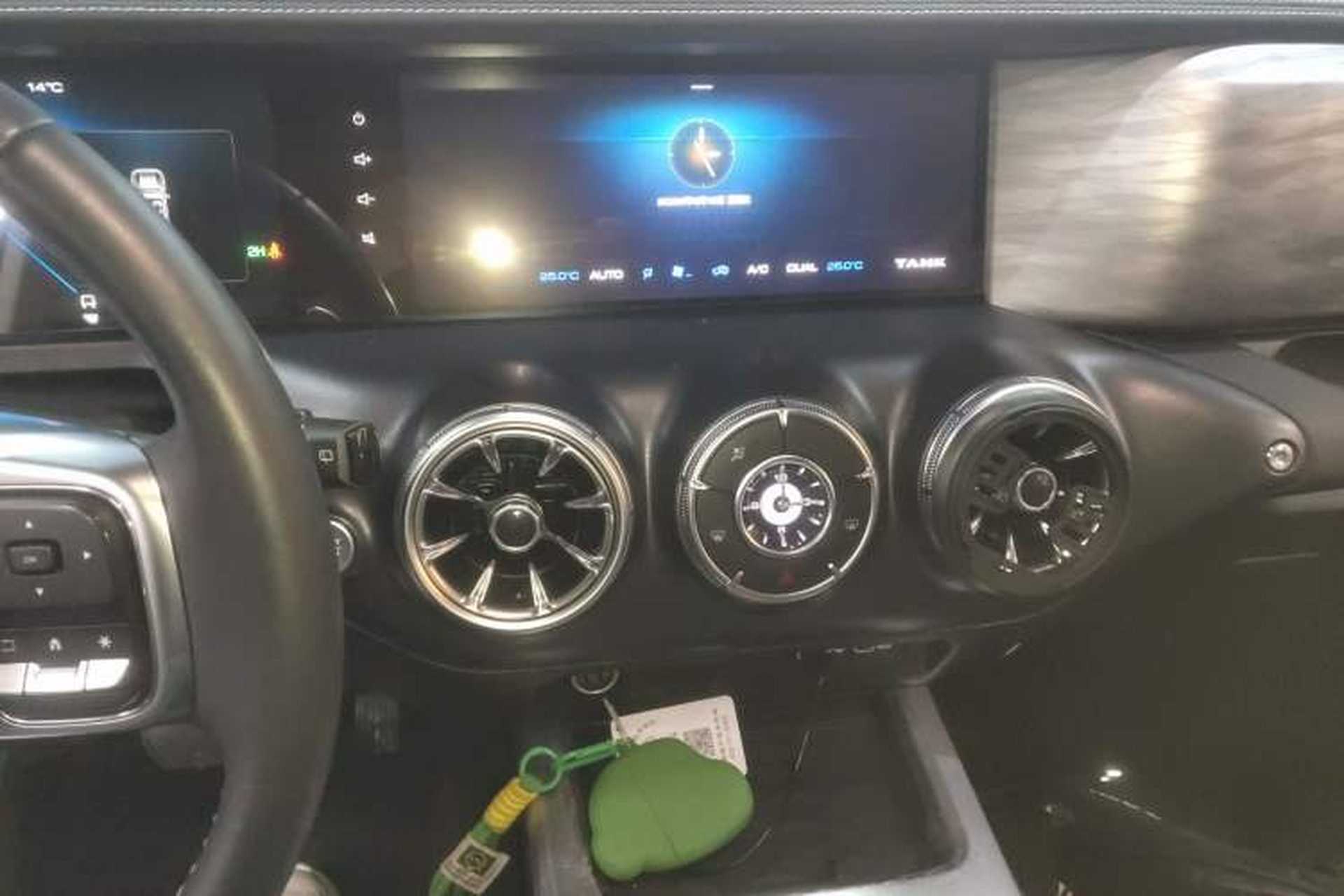 Used Tank 300 2021 Off-Road Edition 2.0T Conqueror Audio And AC Panel