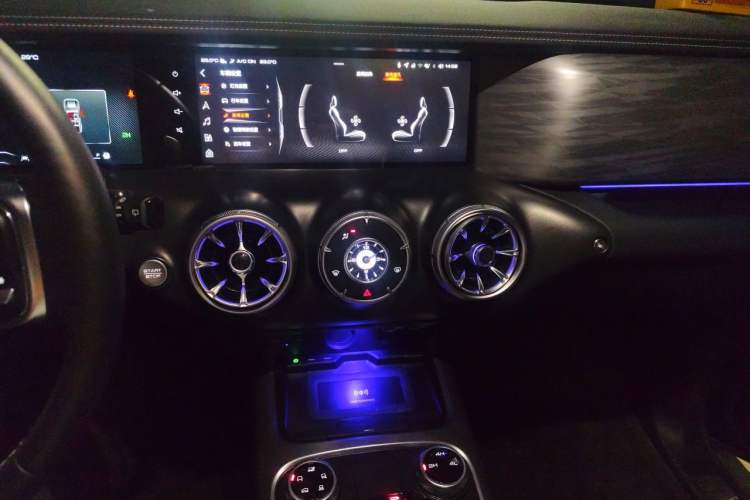 Used Tank 300 2021 Off-Road Edition 2.0T Conqueror Audio And AC Panel