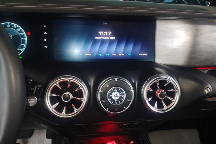 Used Tank 300 2021 Off-Road Edition 2.0T Conqueror Audio And AC Panel