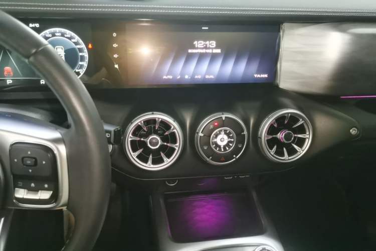 Used Tank 300 2021 Off-Road Edition 2.0T Conqueror Audio And AC Panel