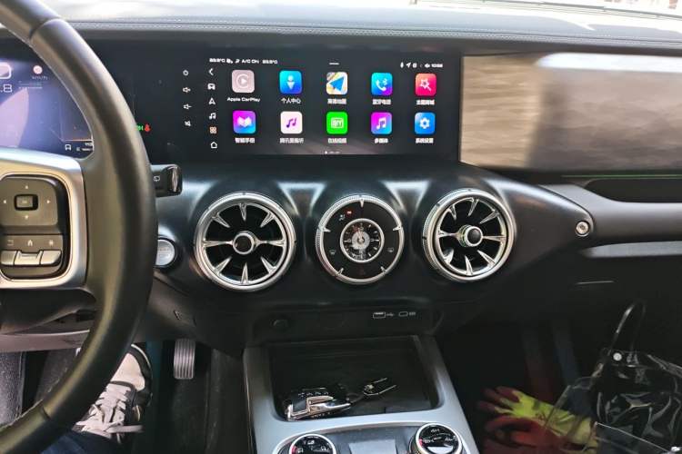 Used Tank 300 2021 Off-Road Edition 2.0T Conqueror Audio And AC Panel