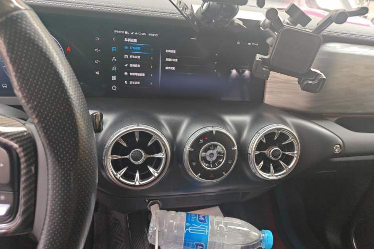 Used Tank 300 2021 Off-Road Edition 2.0T Conqueror Audio And AC Panel