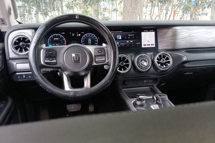 Used Tank 300 2021 City Edition 2.0T—Truly Stylish Center Console