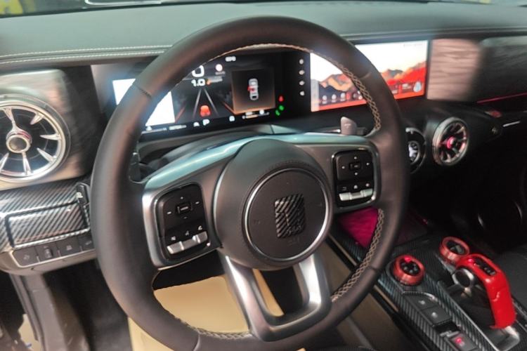 Used Tank 300 2021 City Edition 2.0T—Truly Stylish Center Console