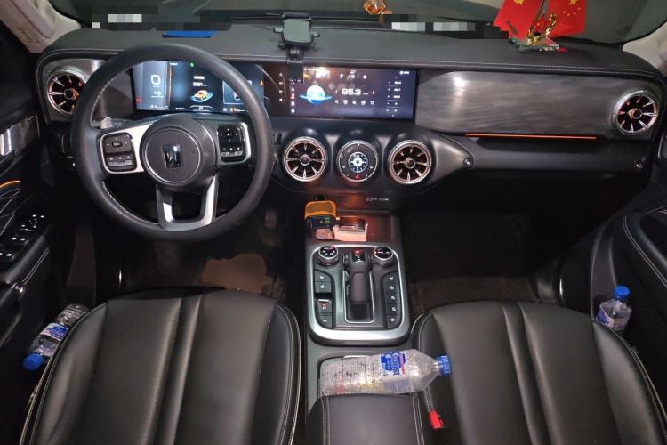 Used Tank 300 2021 City Edition 2.0T—Truly Stylish Center Console