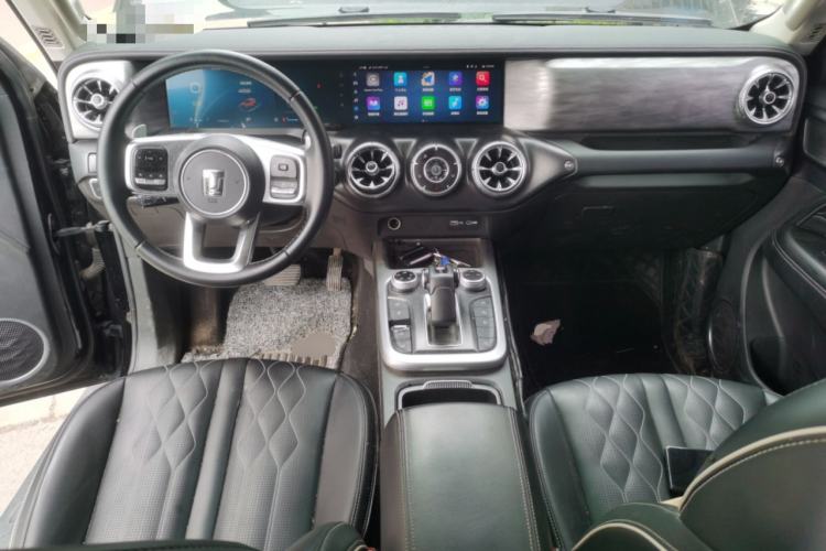 Used Tank 300 2021 Off-Road Edition 2.0T Challenger Center Console