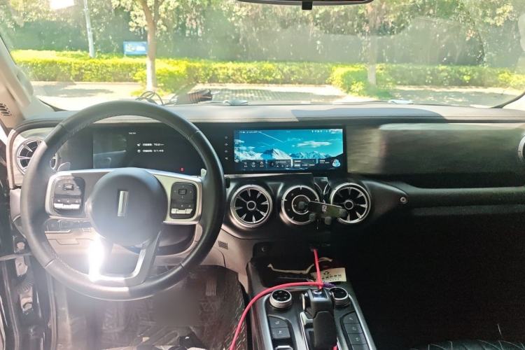 Used Tank 300 2021 Off-Road Edition 2.0T Challenger Center Console