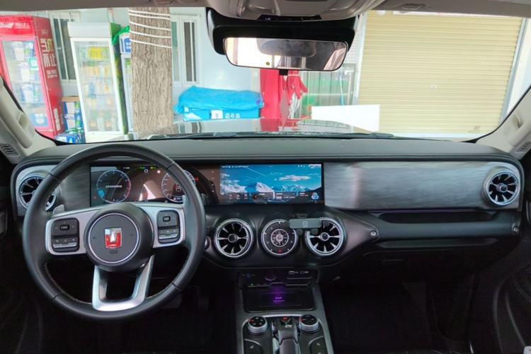 Used Tank 300 2021 Off-Road Edition 2.0T Challenger Center Console