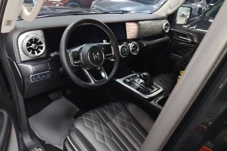 Used Tank 300 2021 Off-Road Edition 2.0T Challenger Center Console